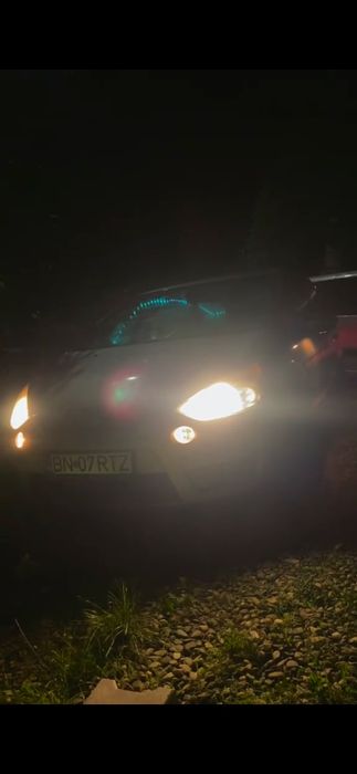 Vând Ford s max 5000e