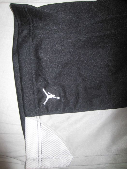 Sort  JORDAN,masura M, stare f.buna - ca nou