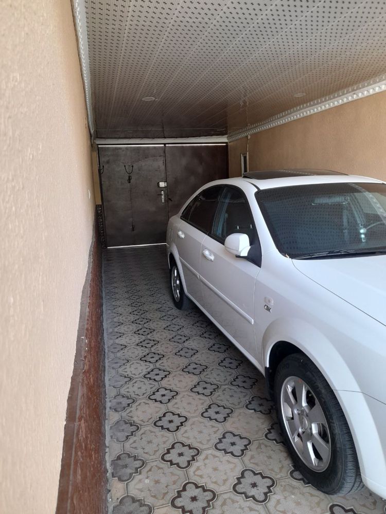 Lacetti 2013 1.6 Avtomat karobka sotiladi