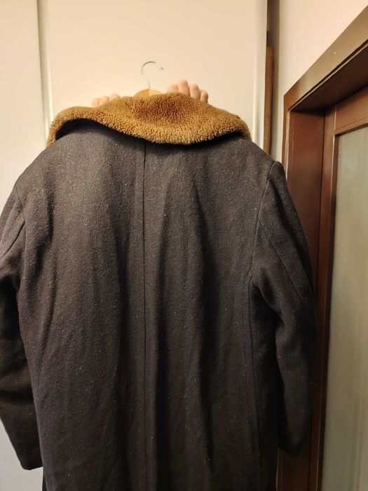 Palton blana de oaie astrahan