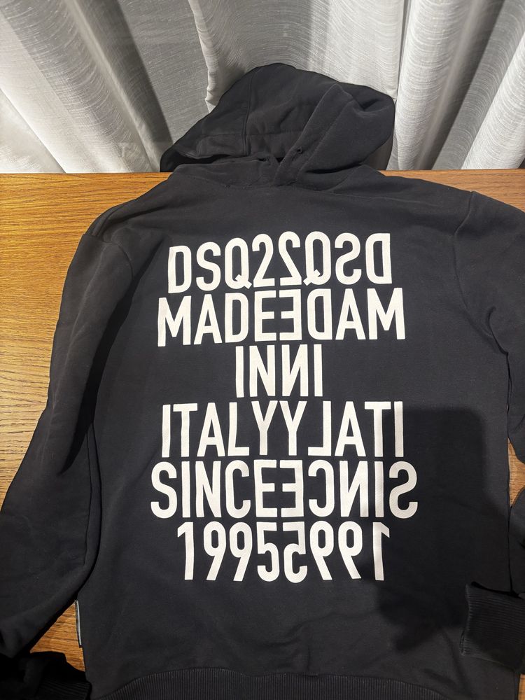 Худи D2quared