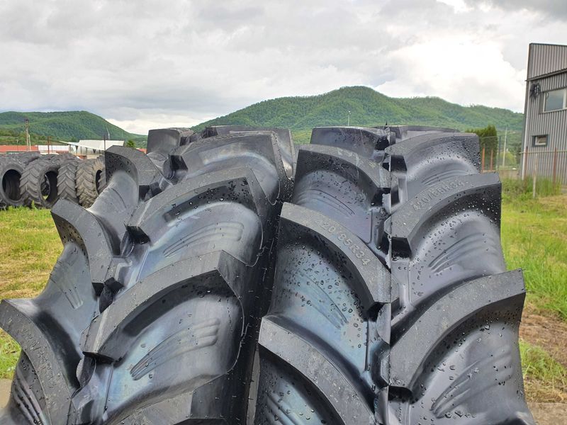cauciucuri noi 420/85R34 de utilaje agricole  echivalent 16.9-34 WYX3