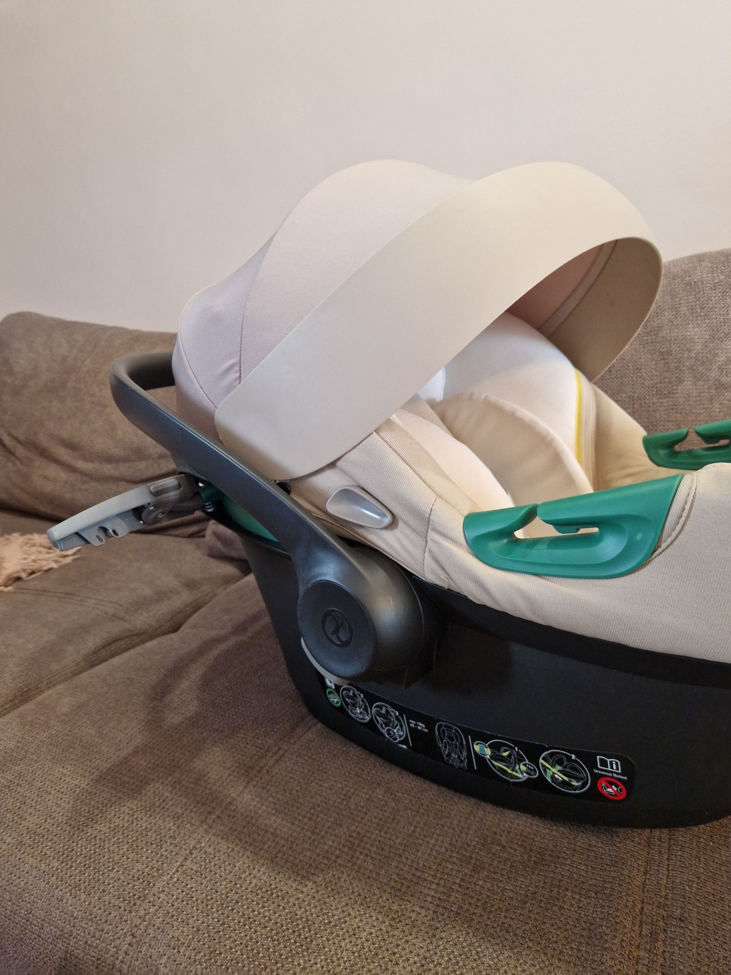 Детско кошче за новородено Cybex Aton S2 i-Size