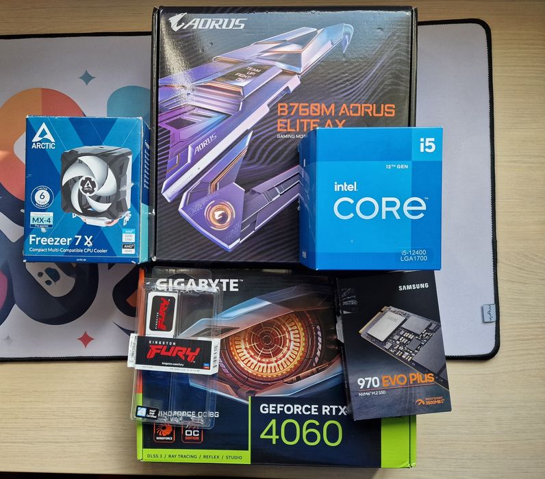PC nou, custom pe piese 4060 si 12400.