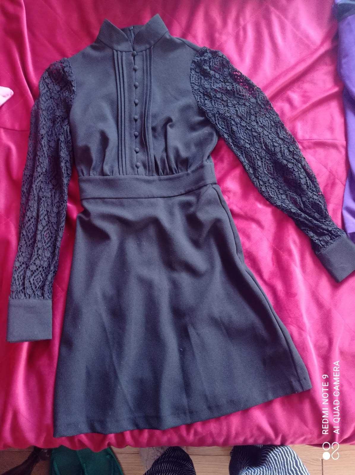 Платье черное стильное