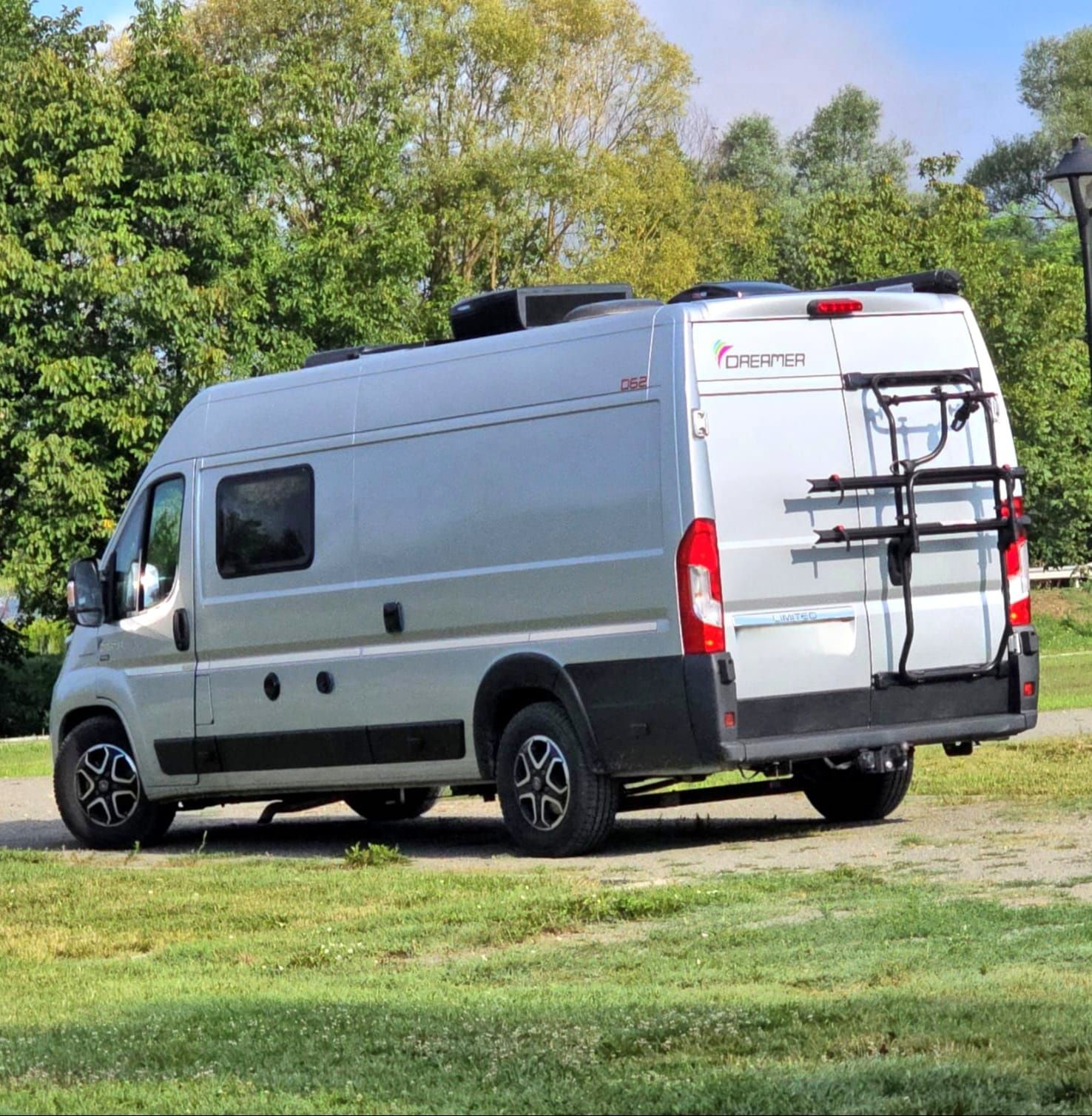 Autorulota CamperVan Dreamer Selected Limited 2021