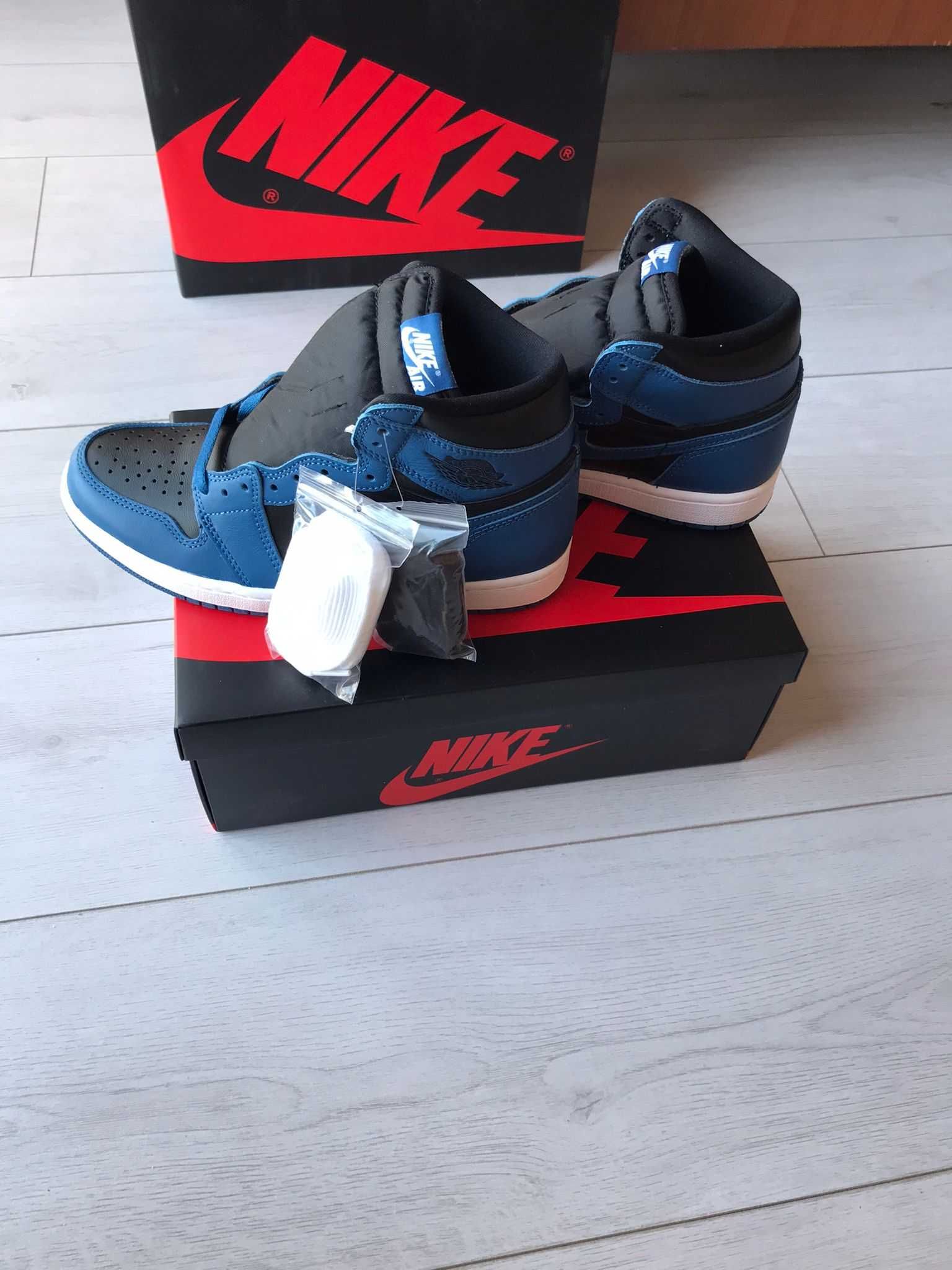 Jordan 1 Retro High OG Dark Marina Blue - EU40.5, 43, 47.5 - 1200RON