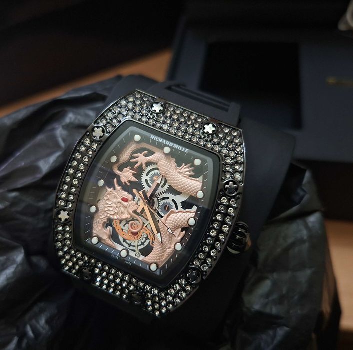 Чисто нов часовник Richard Mille