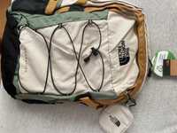 Ghiozdan The North Face TNF, nou cu etichete