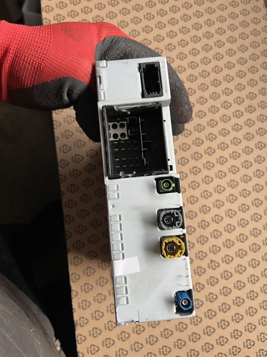 Unitate Multimiedia MMI 3G audi Q5 an 2015 cod: 8R103566J /8R1035666H