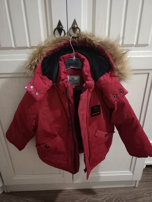 Продам куртку на мальчика