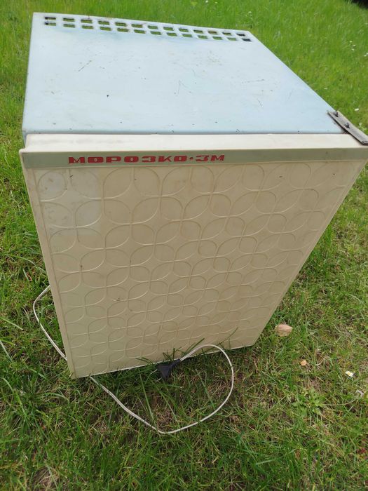 Хладилник МОРОЗКО-ЗМ