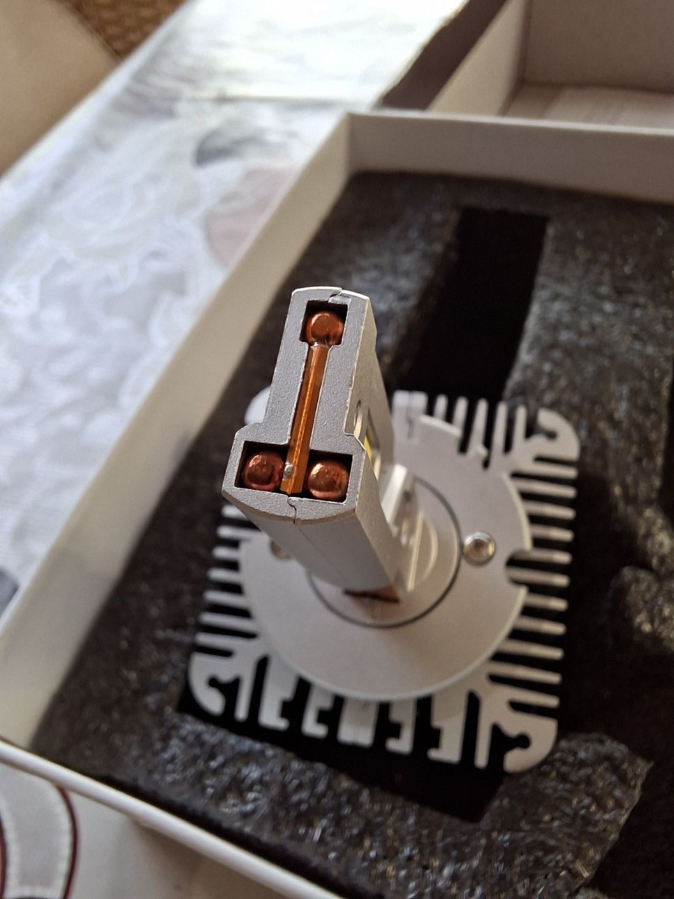 LED Лед крушки D1S