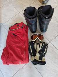 Панталон, маска, обувки и ръкавици за сноуборд
