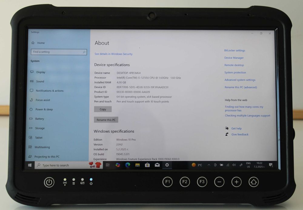 Winmate M133K Rugged Windows Tablet