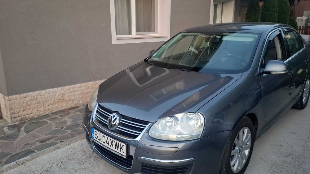 Vand masina propietate personala