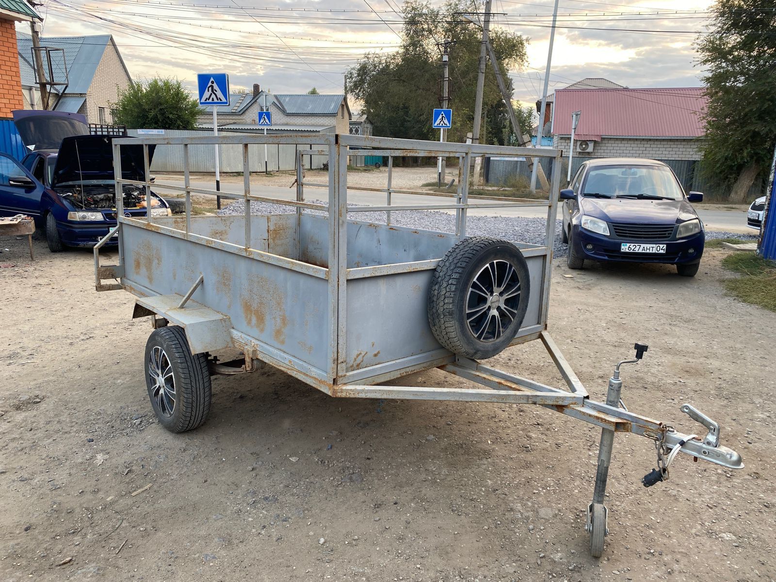 Продам прицеп  дакумент есть
