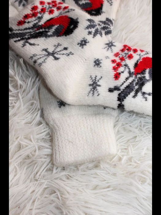 Комплект варежки и носки "Снегири"