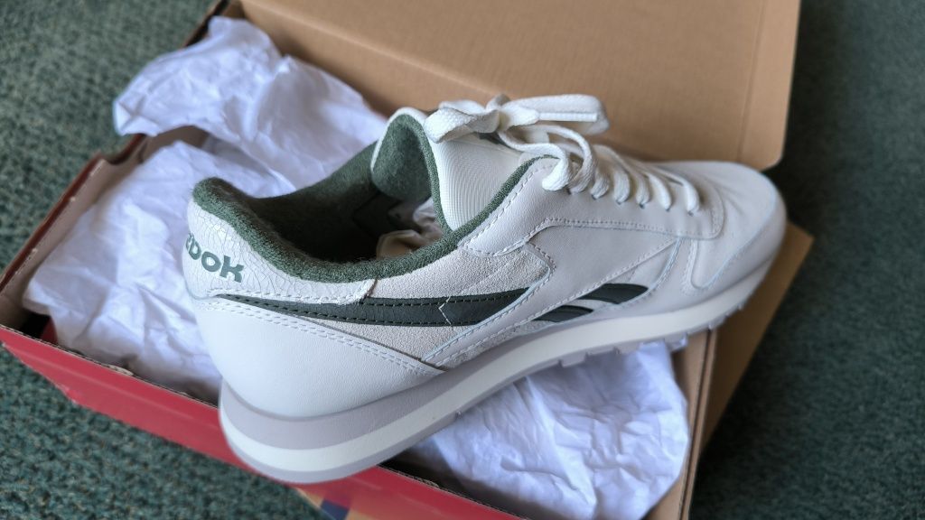 REEBOK Classic Leather (45,5)