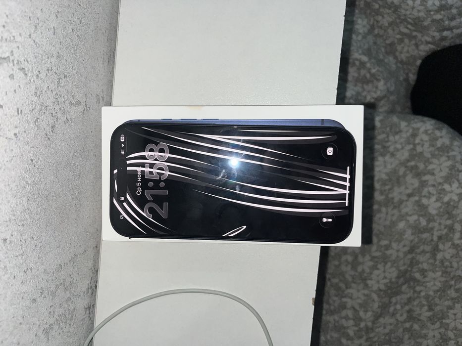 Продам айфон 17 про 256gb