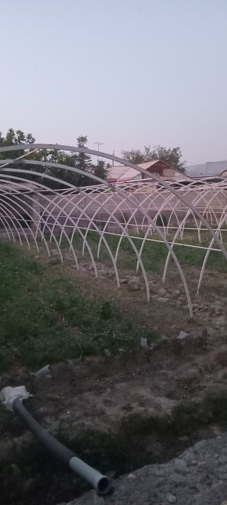 Теплица 4 соток 52 та дуга