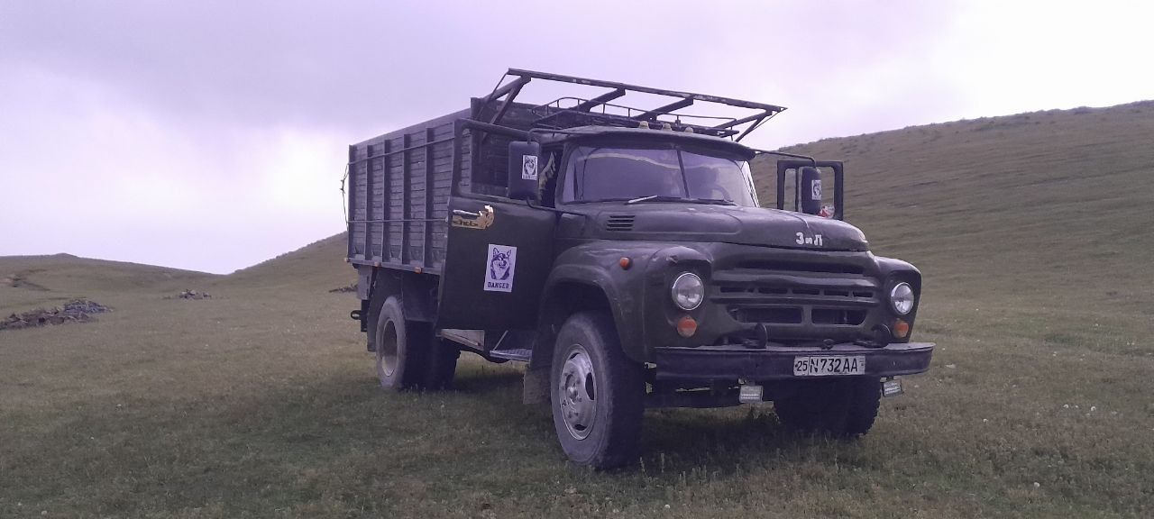 Zil 130 sotiladi