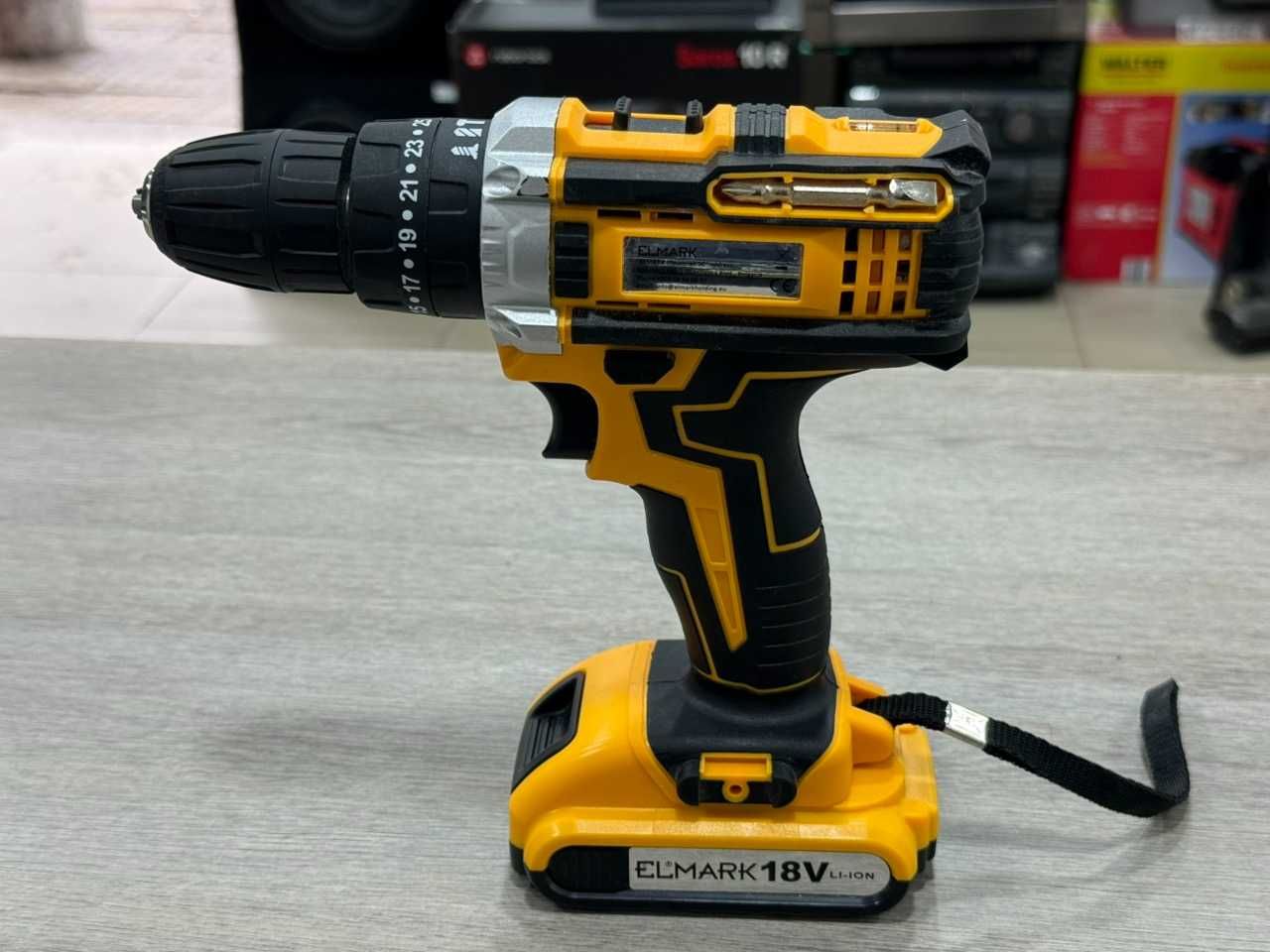 Акумулаторен винтоверт ELMARK EL-CD55 18V