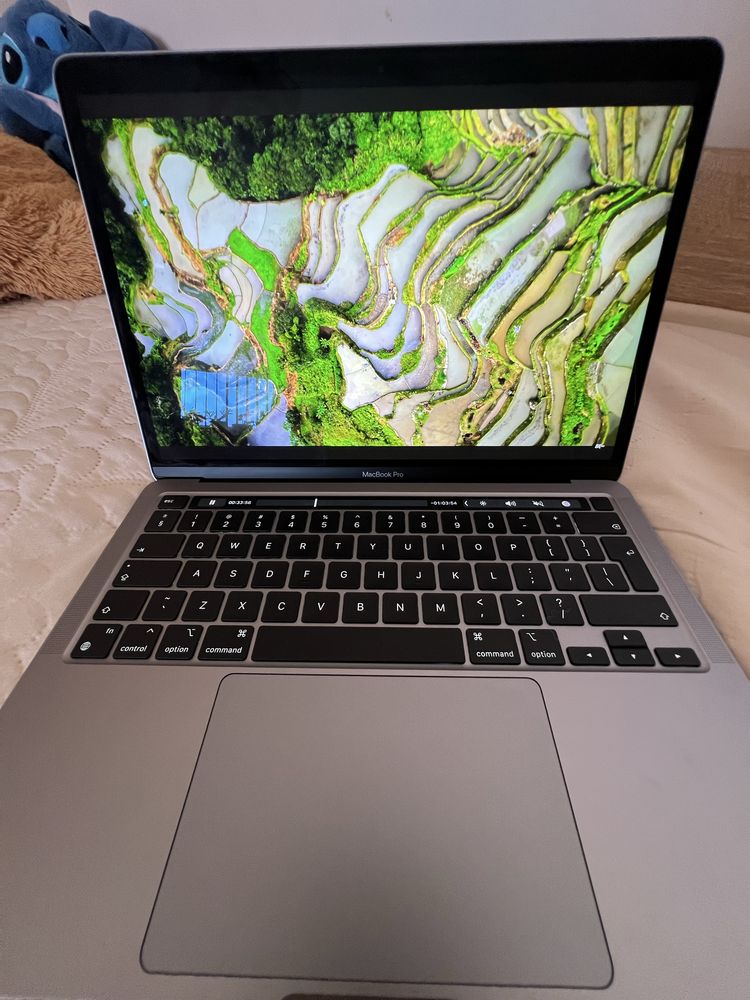MacBook Pro 13-inch M1 2020 8gb 512 ssd
