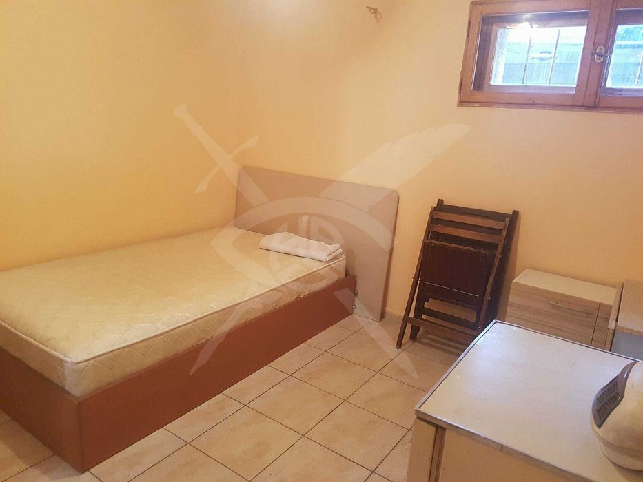 Дава се под наем Едностаен апартамент в Варна, Спортна зала - 20 кв.м за 150 € - Снимка #1