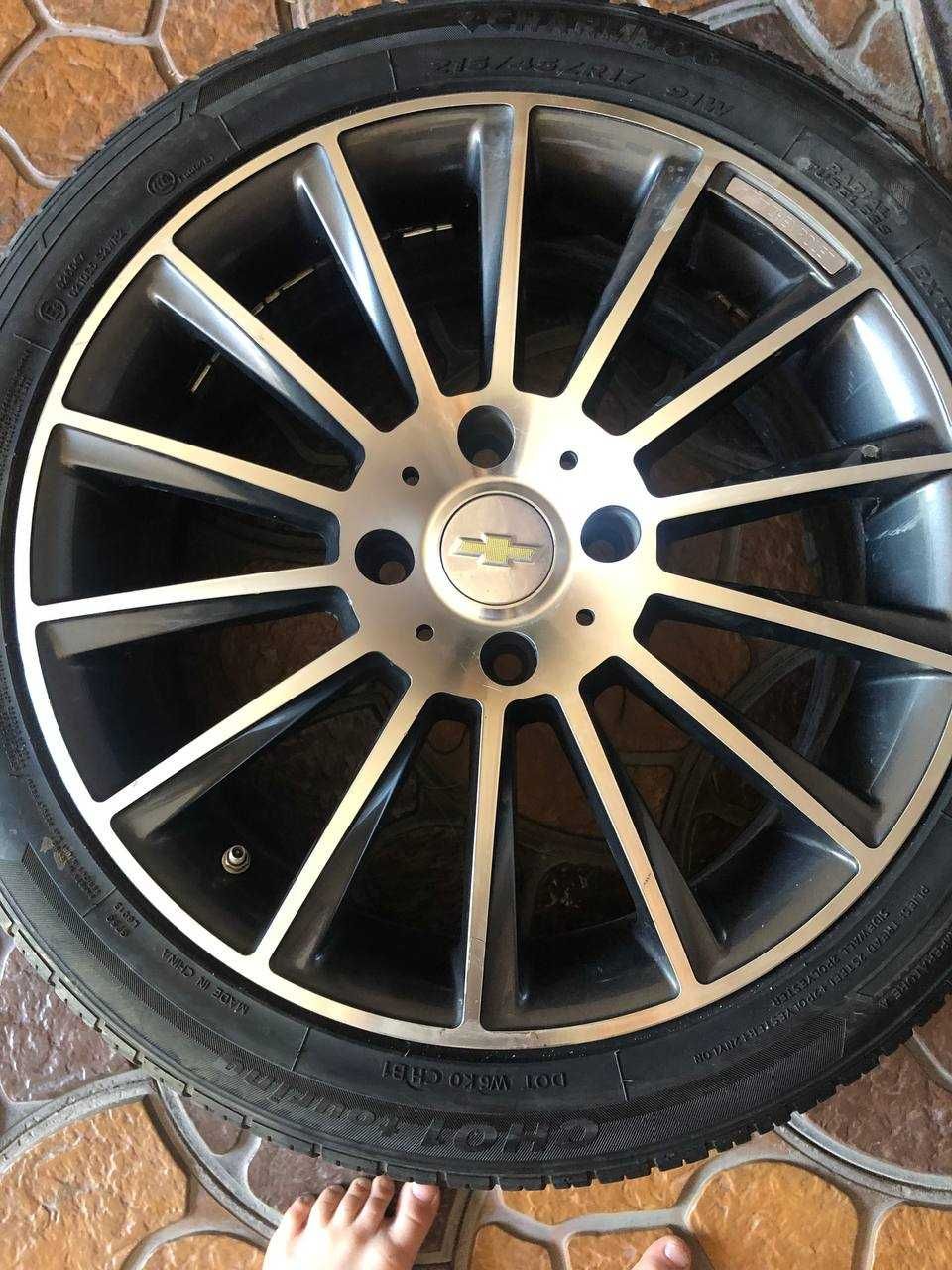 Диски на Mercedes W222 (4шт) + 2 шины, торг для Chevrolet