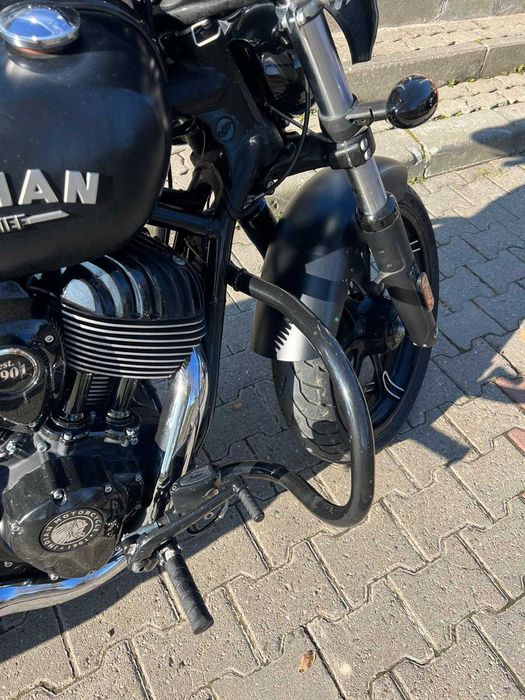 INDIAN  Chief Dark Horse moto