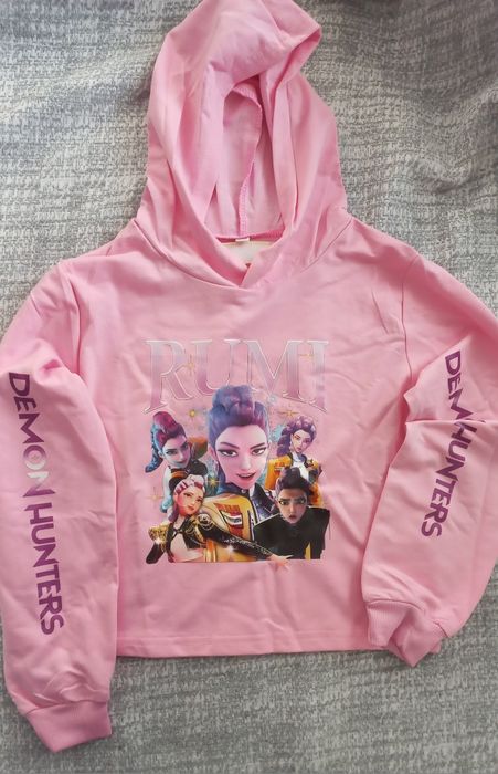 Модерна блузка KPOP hunters