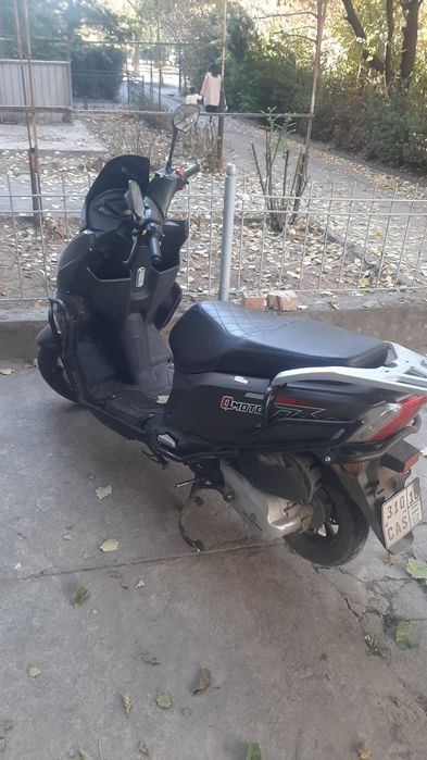 Продается скутер , техпаспорт и номер есть