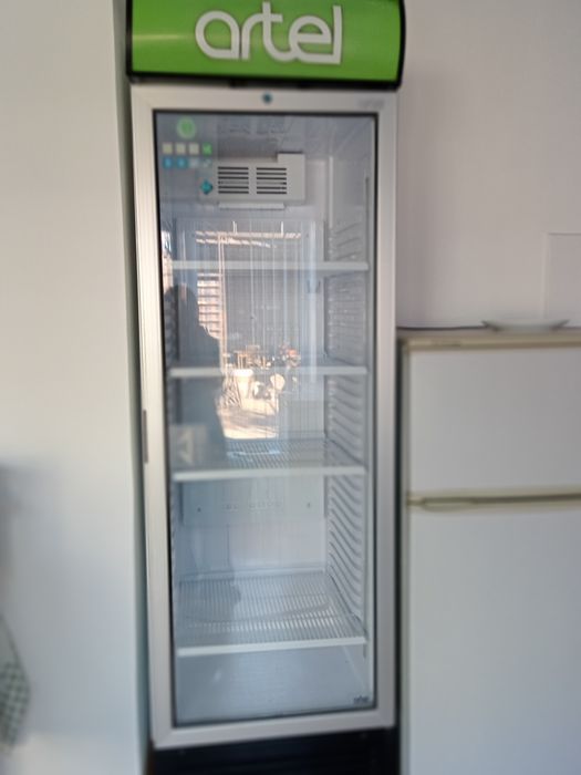 Продам холодильник б/у в отличном состоянии