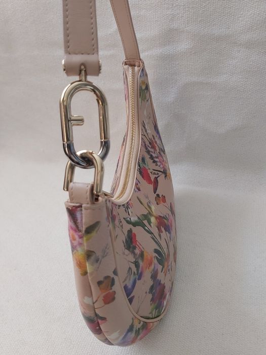 Празнично намаление Furla Primavera M