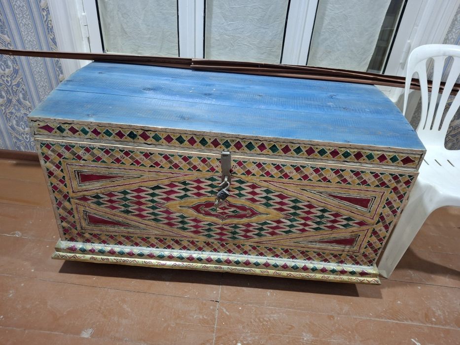 Продам иранский печ и сундук