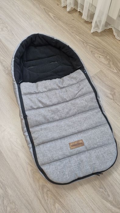 Зимен чувал за бебешка количка