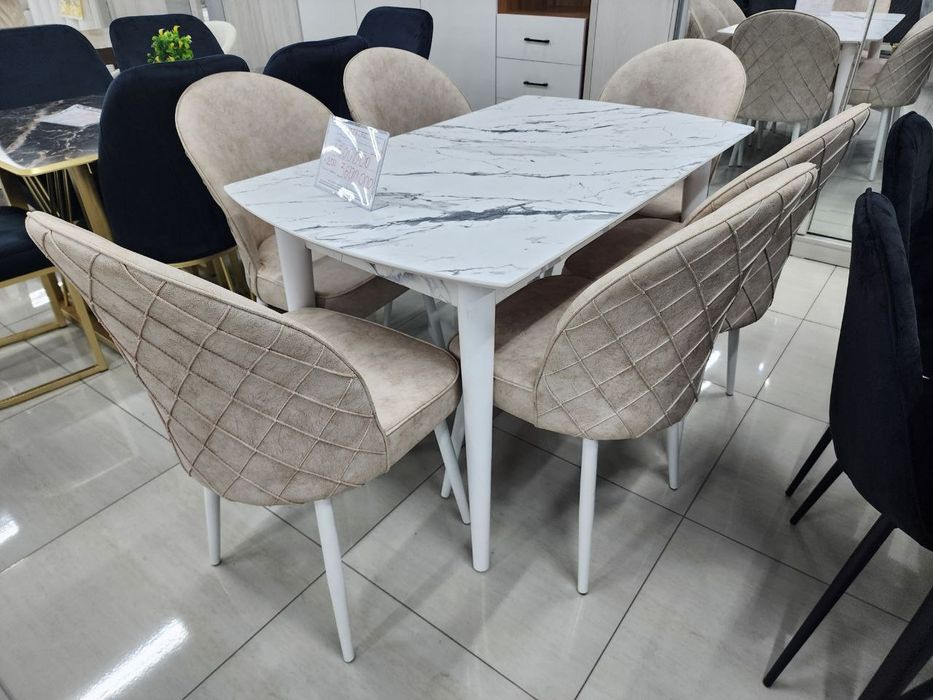 Стол и стулья от комфорт мебель