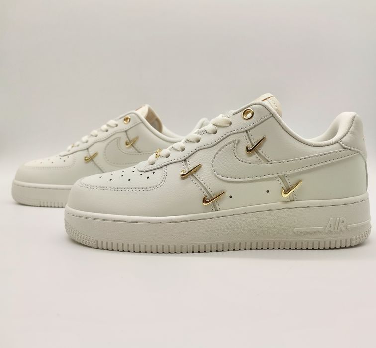 Nike Air Force 1 '07 LX