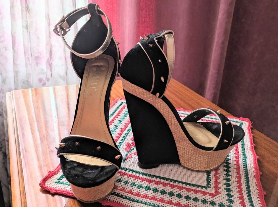 Platforme damă Botinelli (negre)