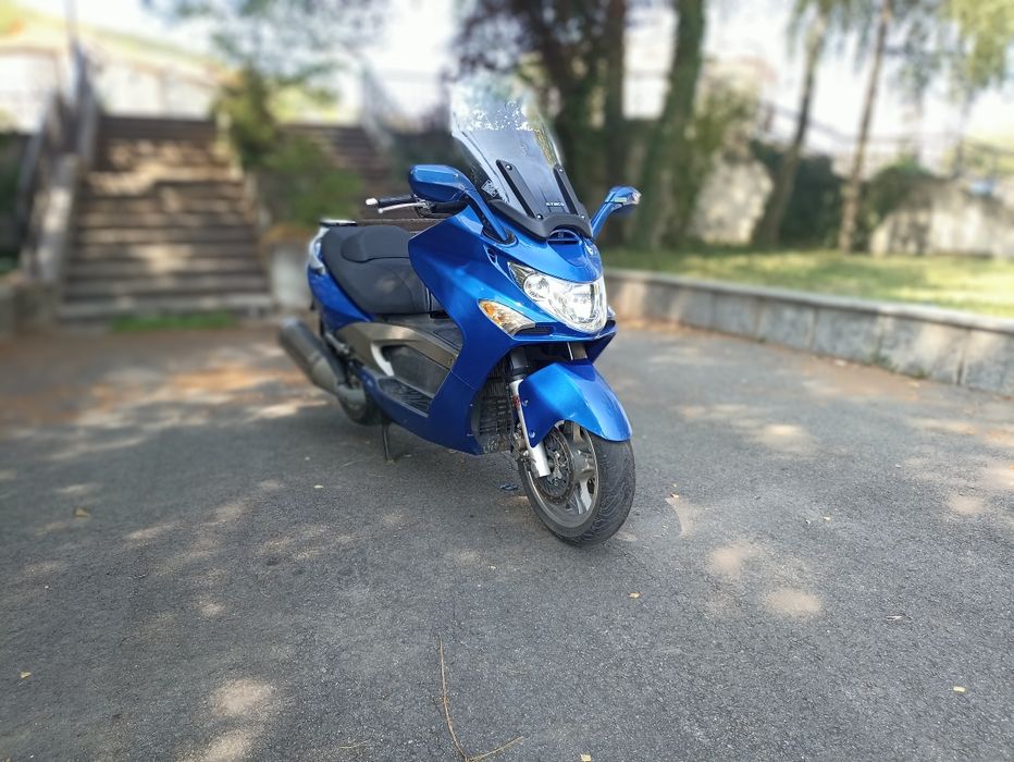 Kymco Xciting 500 maxi scooter