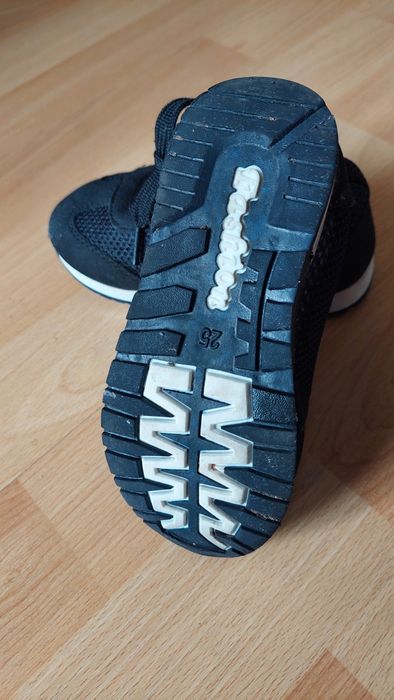 Детски маратонки, 25 номер