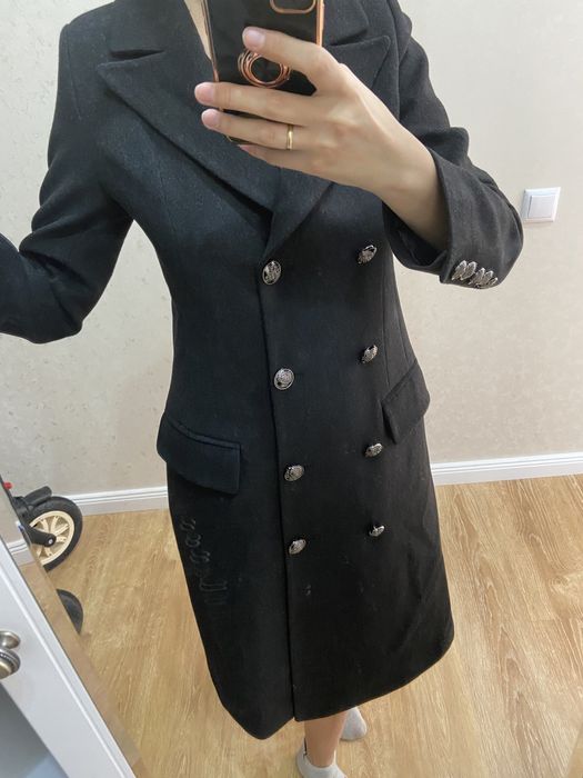 Продам новое пальто