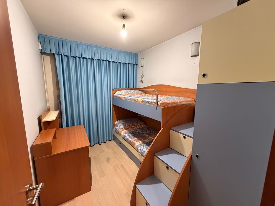 Детска спалня( мебел)