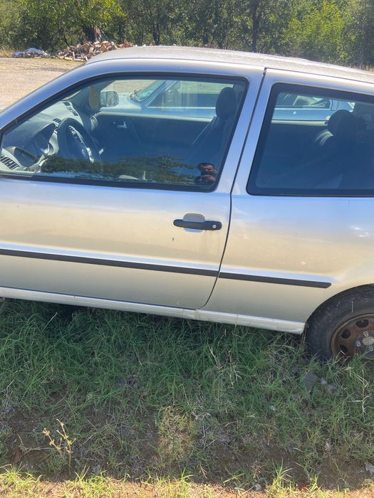Volkswagen Polo 2000г 1.0 газ