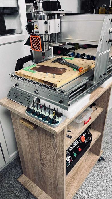 Cnc фреза.  ЦНЦ машина. Цифрова фреза с ЦПУ