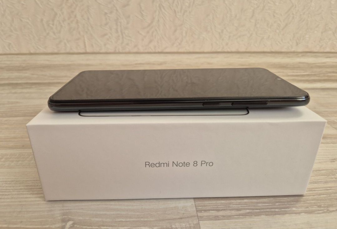 Redmi Not 8 pro 8/128 гиг в новом сост