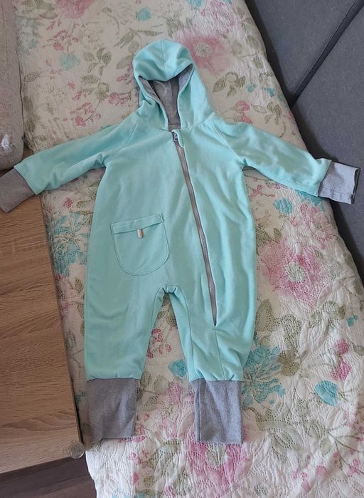 Дебел бебешки гащеризон размер 86