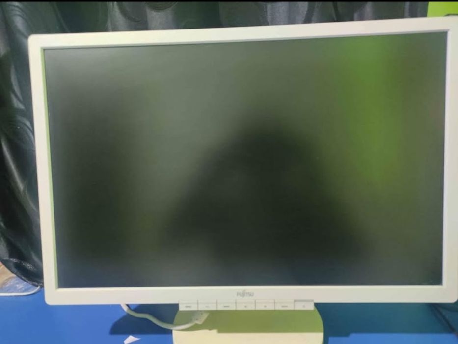 Monitor Fujitsu 22 "