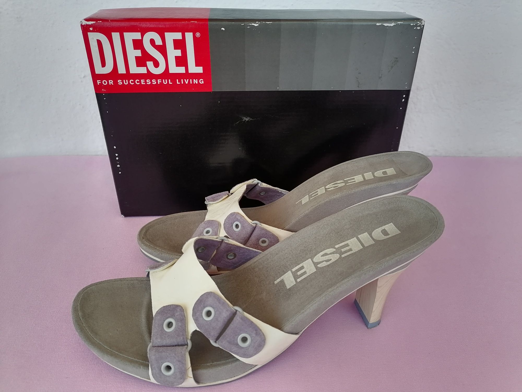 Оригинални дамски кожени чехли Diesel